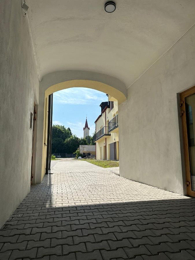 Green Apartment - City Centre - Main Square Liptovský Mikuláš Екстериор снимка