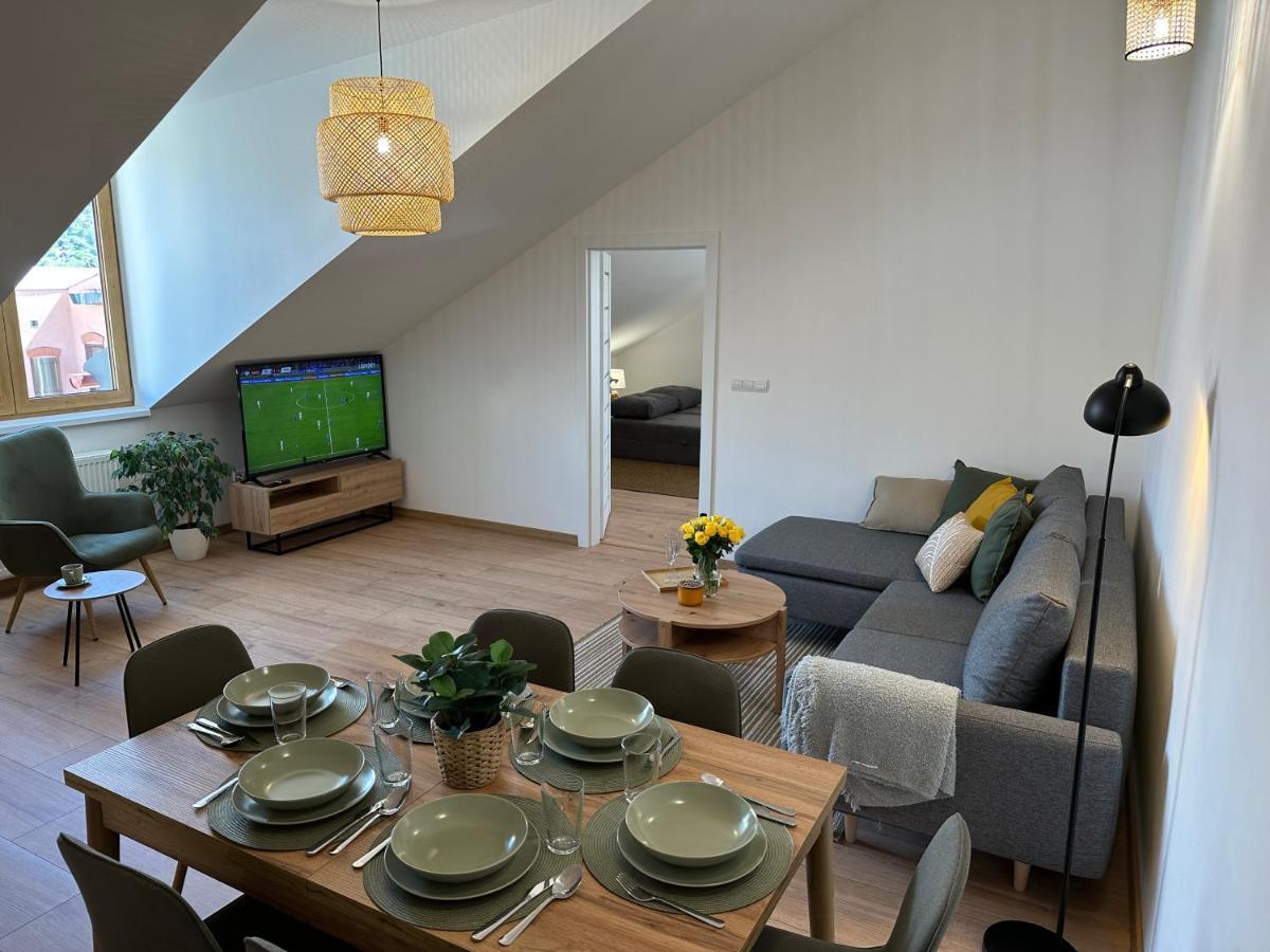 Green Apartment - City Centre - Main Square Liptovský Mikuláš Екстериор снимка