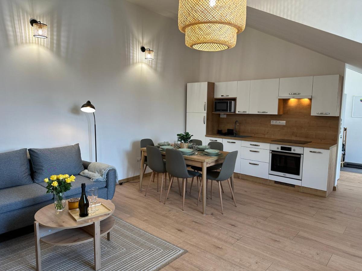 Green Apartment - City Centre - Main Square Liptovský Mikuláš Екстериор снимка