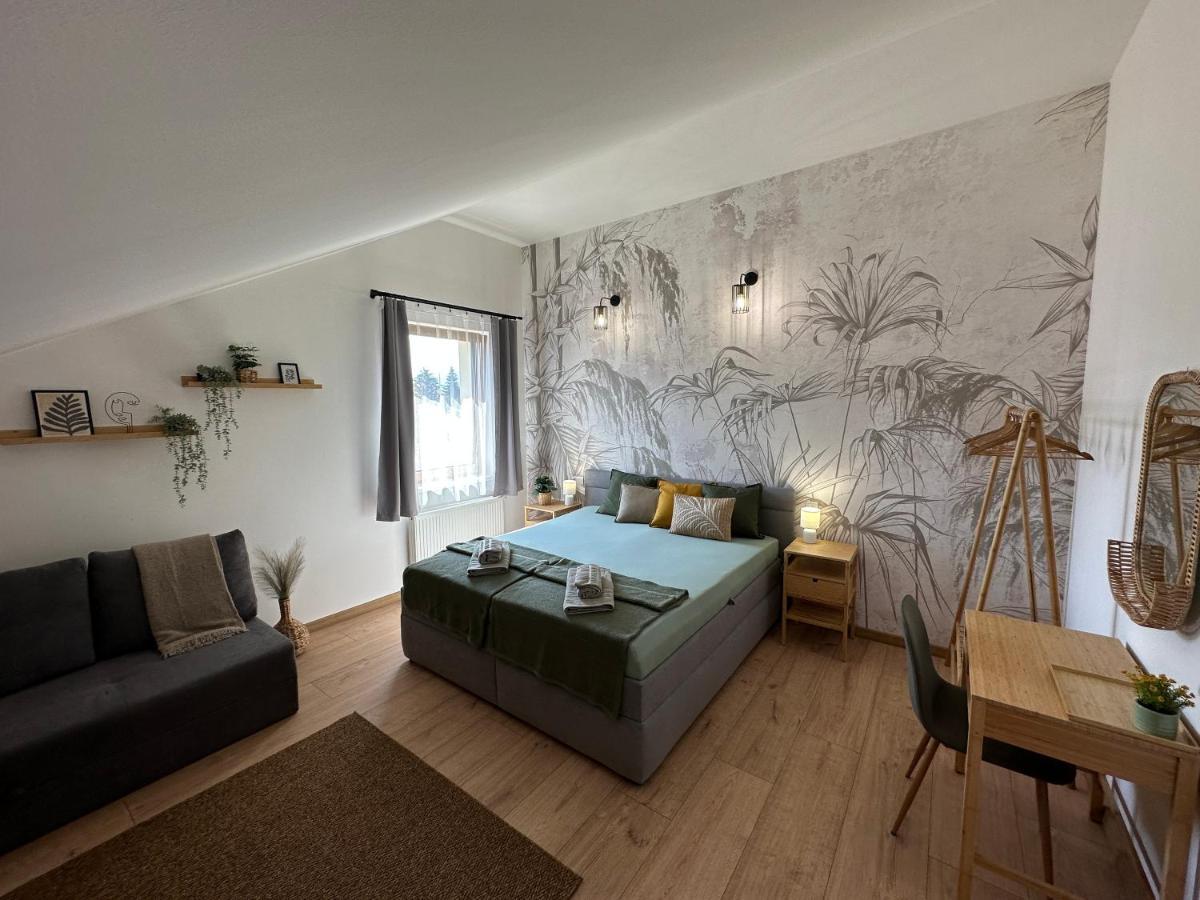 Green Apartment - City Centre - Main Square Liptovský Mikuláš Екстериор снимка